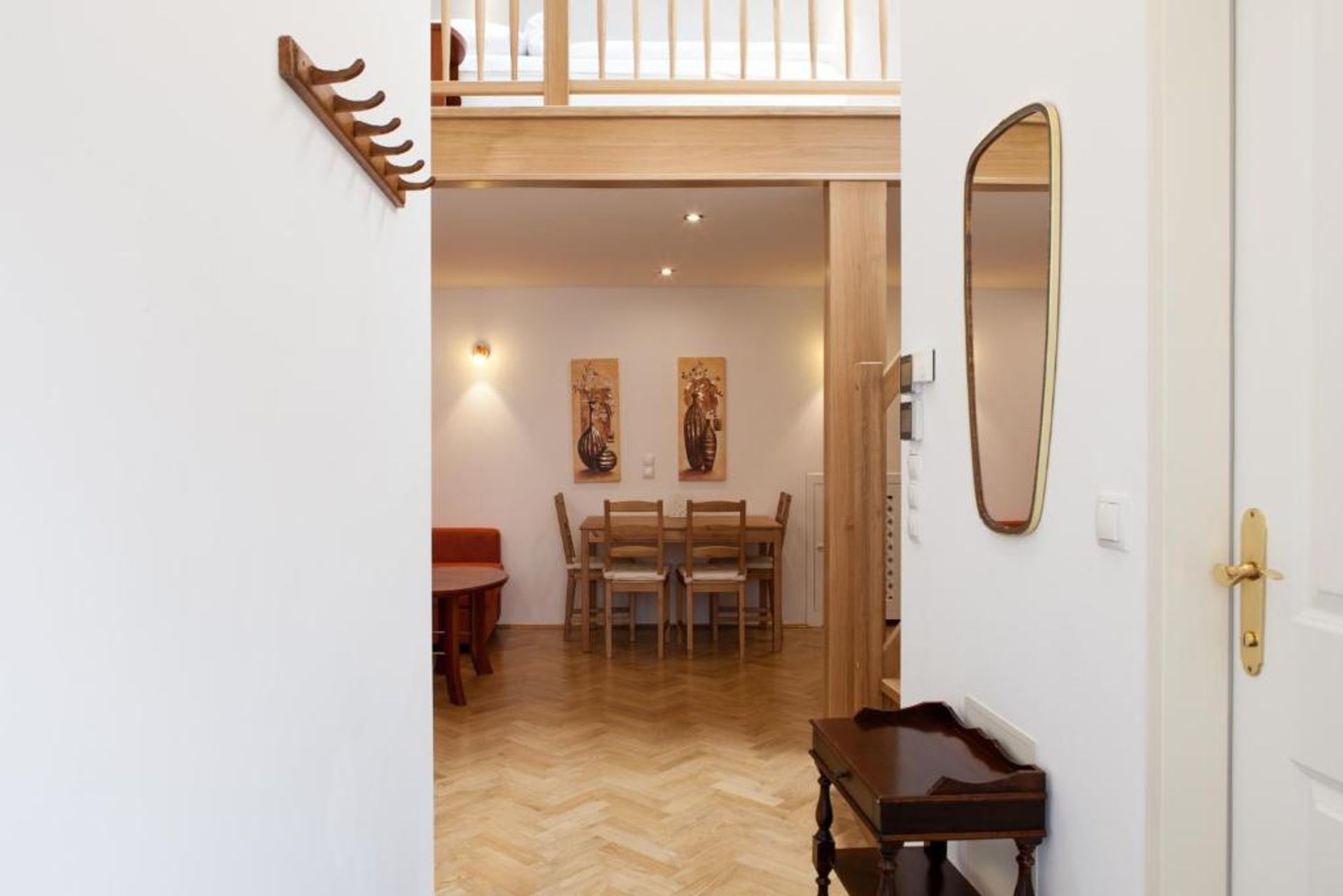 Wohnzimmer mit Essbereich